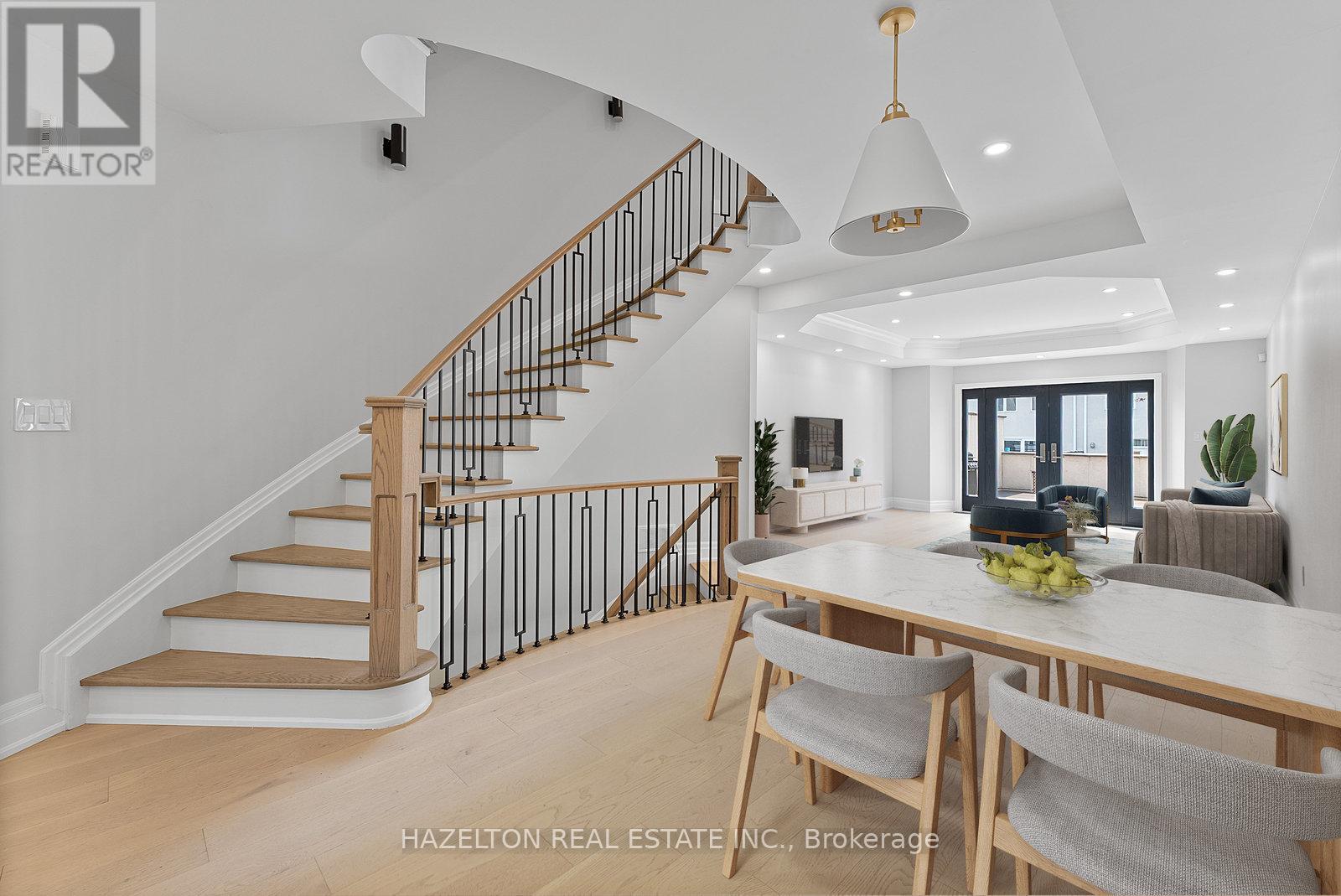 258 Spadina Road, Toronto, Ontario  M5R 2V1 - Photo 14 - C12210154