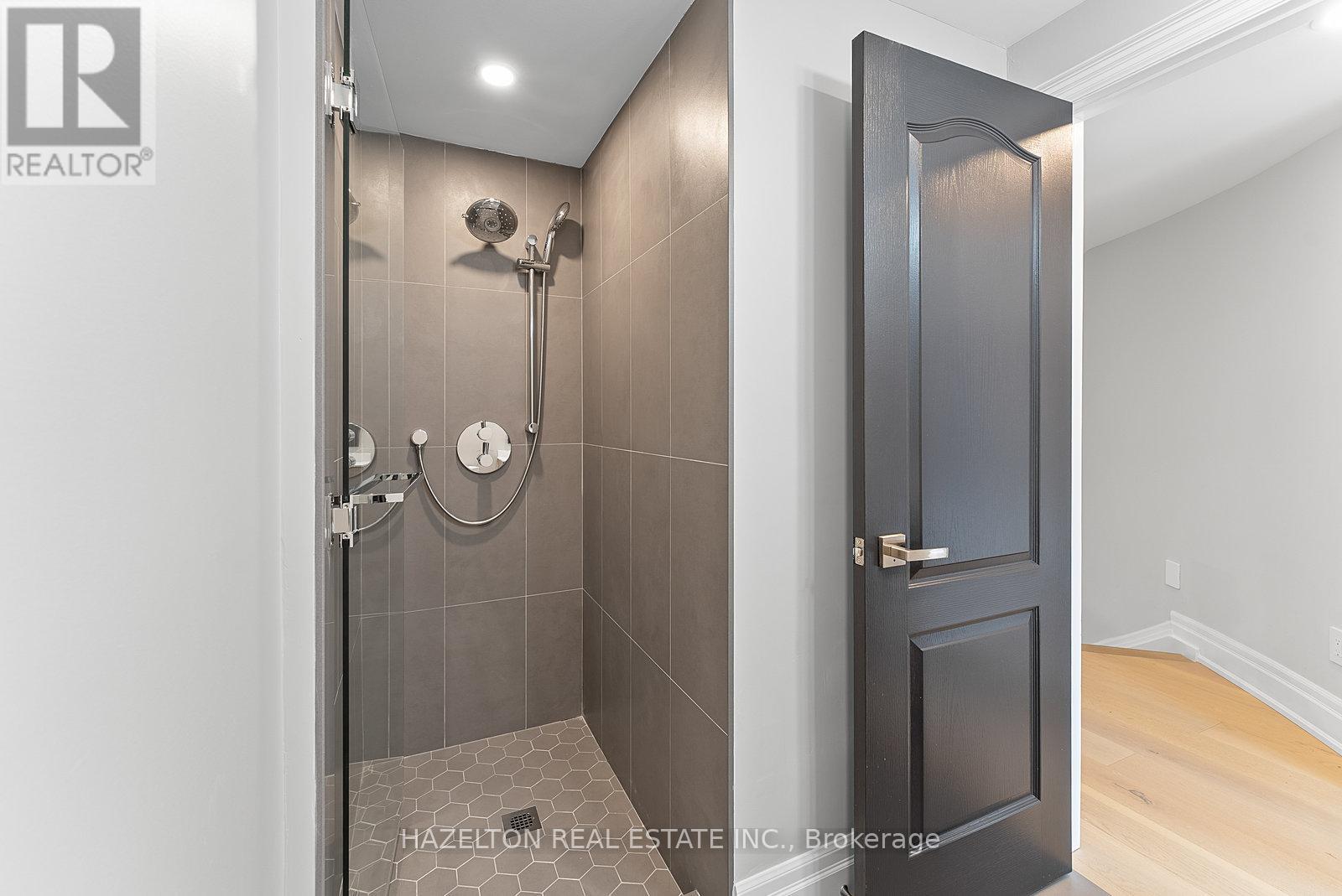 258 Spadina Road, Toronto, Ontario  M5R 2V1 - Photo 27 - C12210154