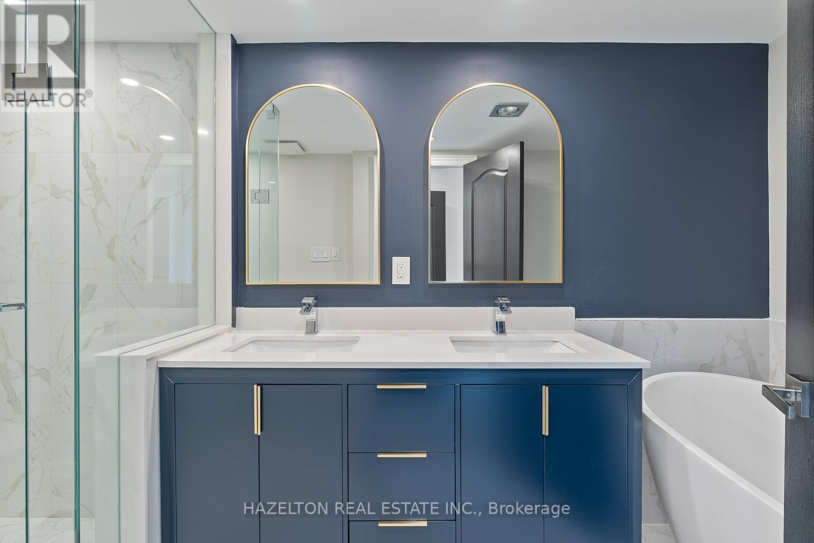 258 Spadina Road, Toronto, Ontario  M5R 2V1 - Photo 36 - C12210154