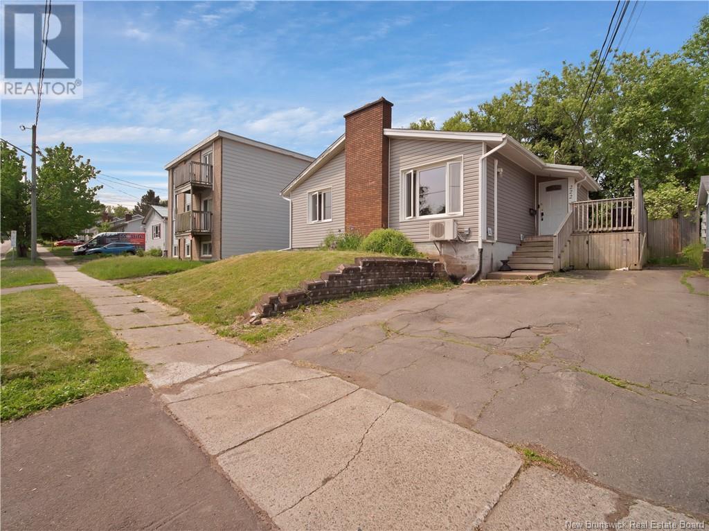 Property at 222 Jones Street image 3