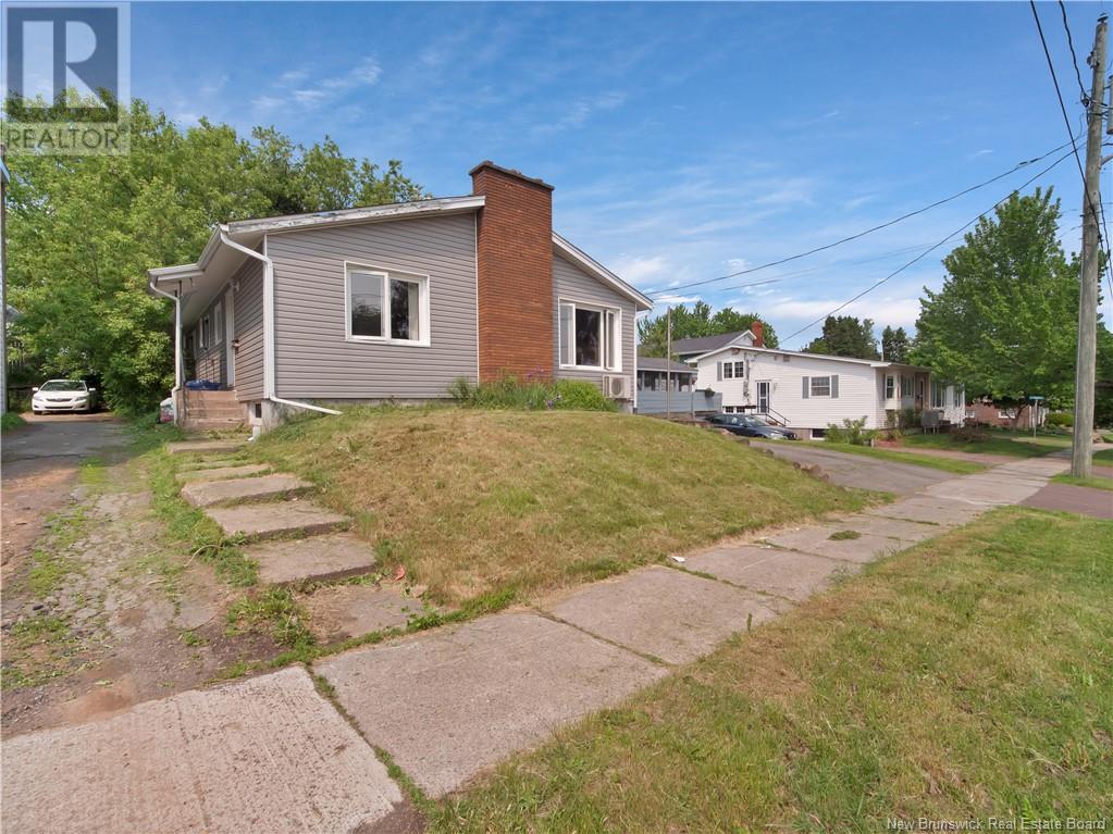 Property at 222 Jones Street image 2