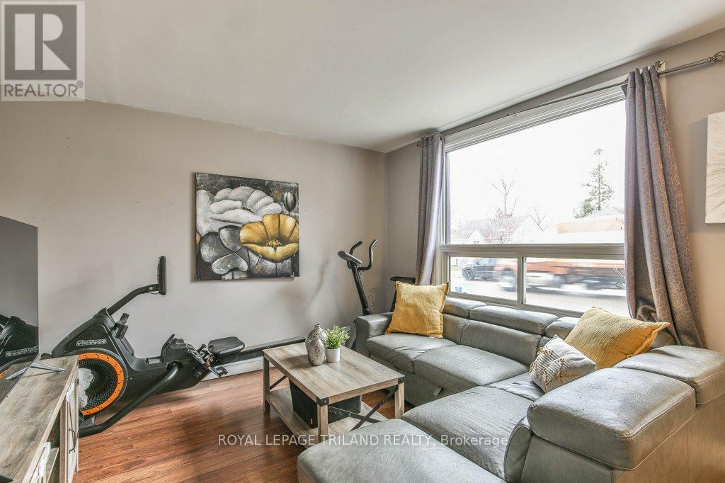 Photo 8 of 34 for 80 Elgin Street