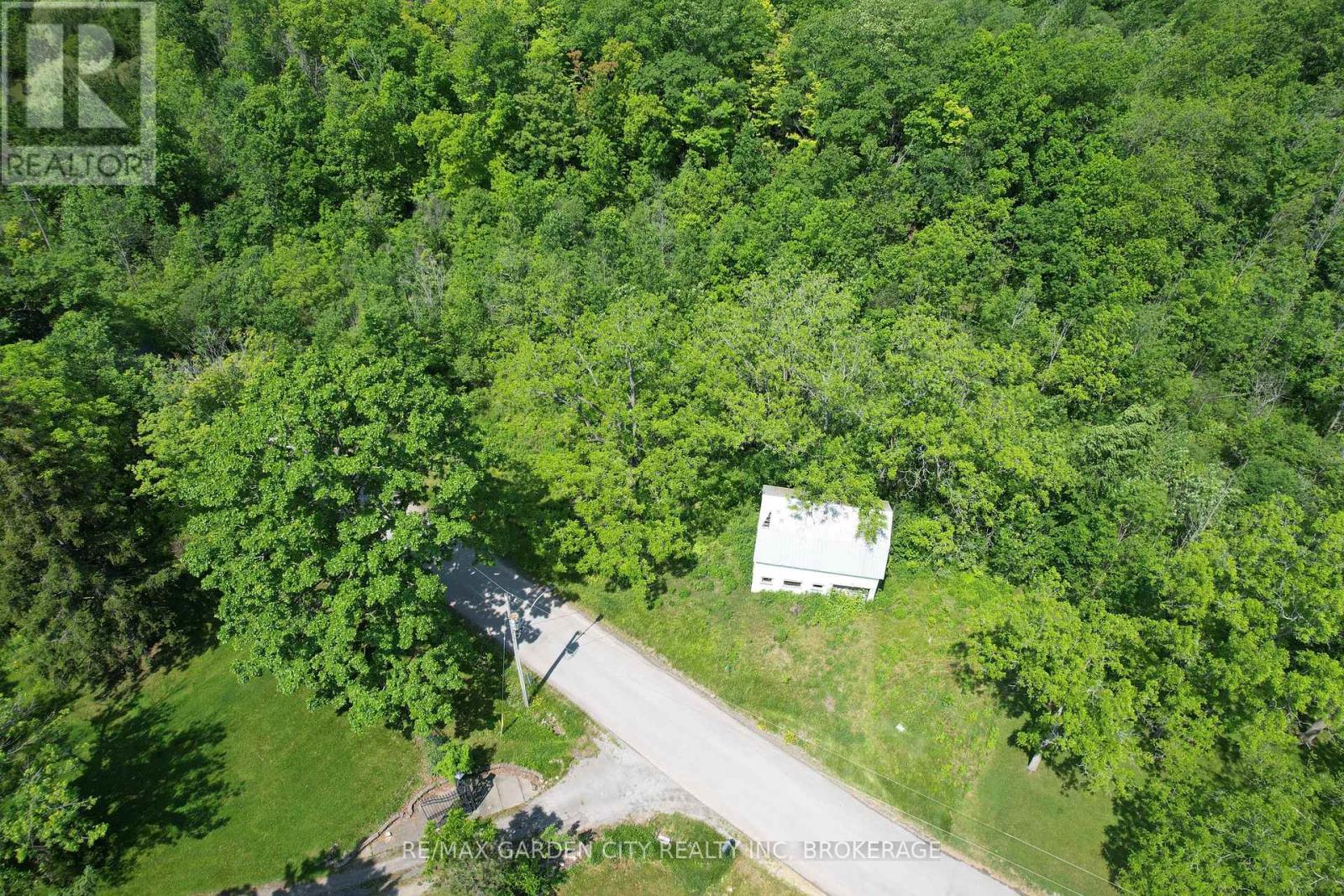 85 Pearson Road, Welland, Ontario  L3B 5N4 - Photo 6 - X12188838