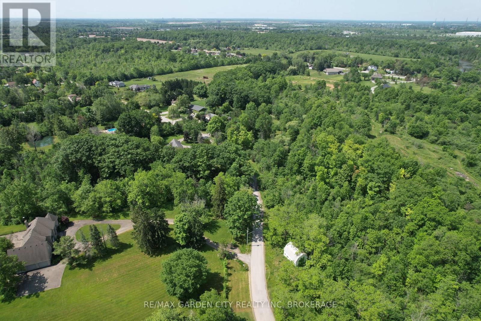 85 Pearson Road, Welland, Ontario  L3B 5N4 - Photo 8 - X12188838