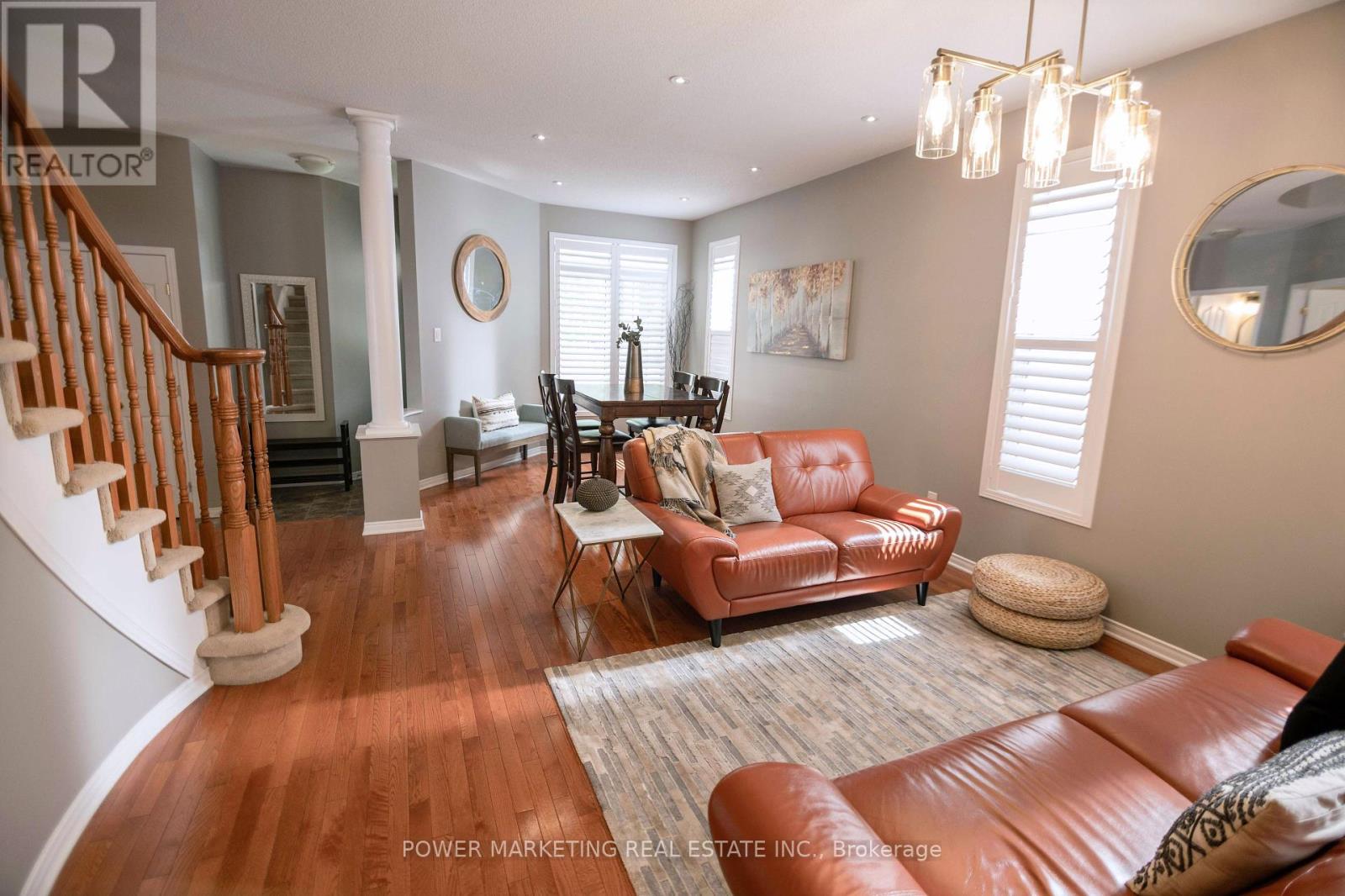 124 Strathcarron Crescent, Ottawa, Ontario  K2K 0C7 - Photo 7 - X12211694