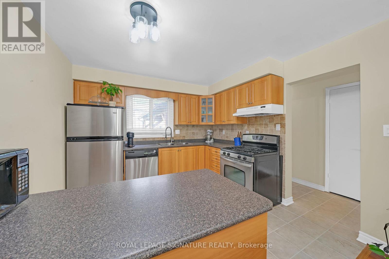 5 Early Apple Way, Toronto, Ontario  M3A 3N4 - Photo 7 - C12198298