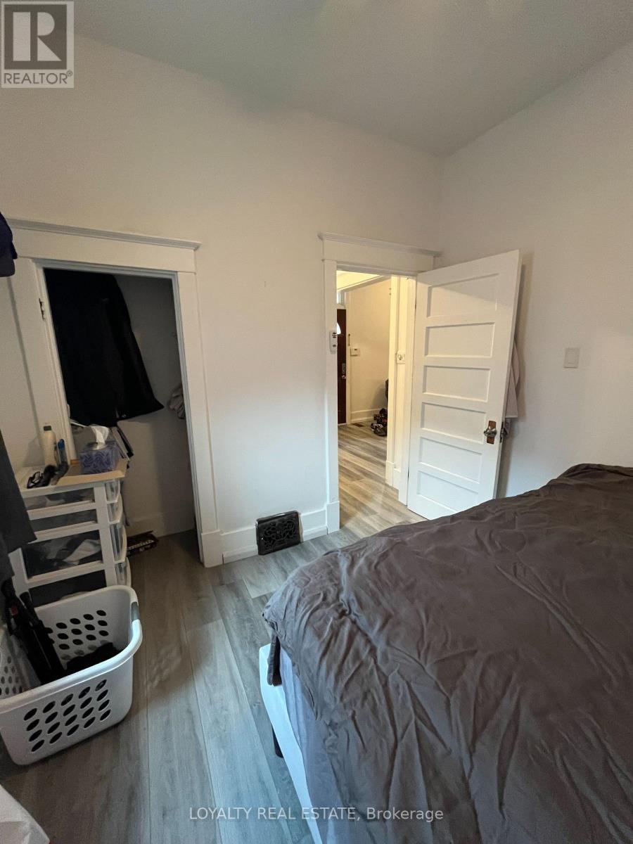 194 Victoria Street, Kingston, Ontario  K7L 3Y8 - Photo 4 - X12205325