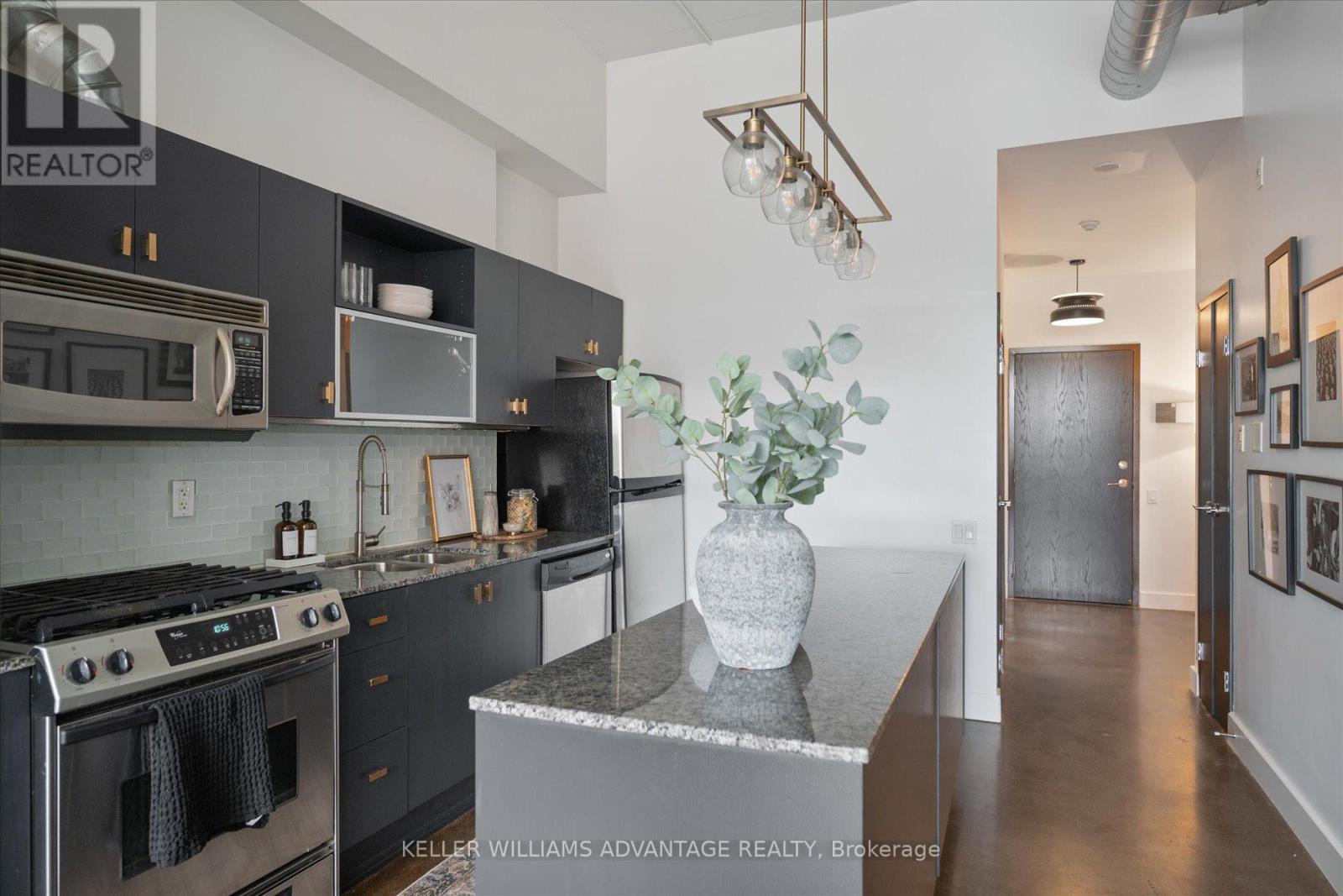 302 - 233 Carlaw Avenue, Toronto (South Riverdale), Ontario  M4M 3N6 - Photo 5 - E12211712
