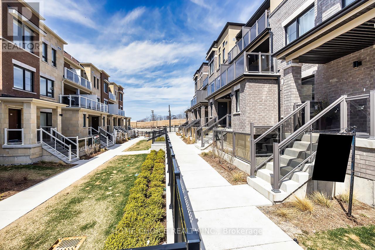 26B LOOKOUT DRIVE, Clarington, Ontario