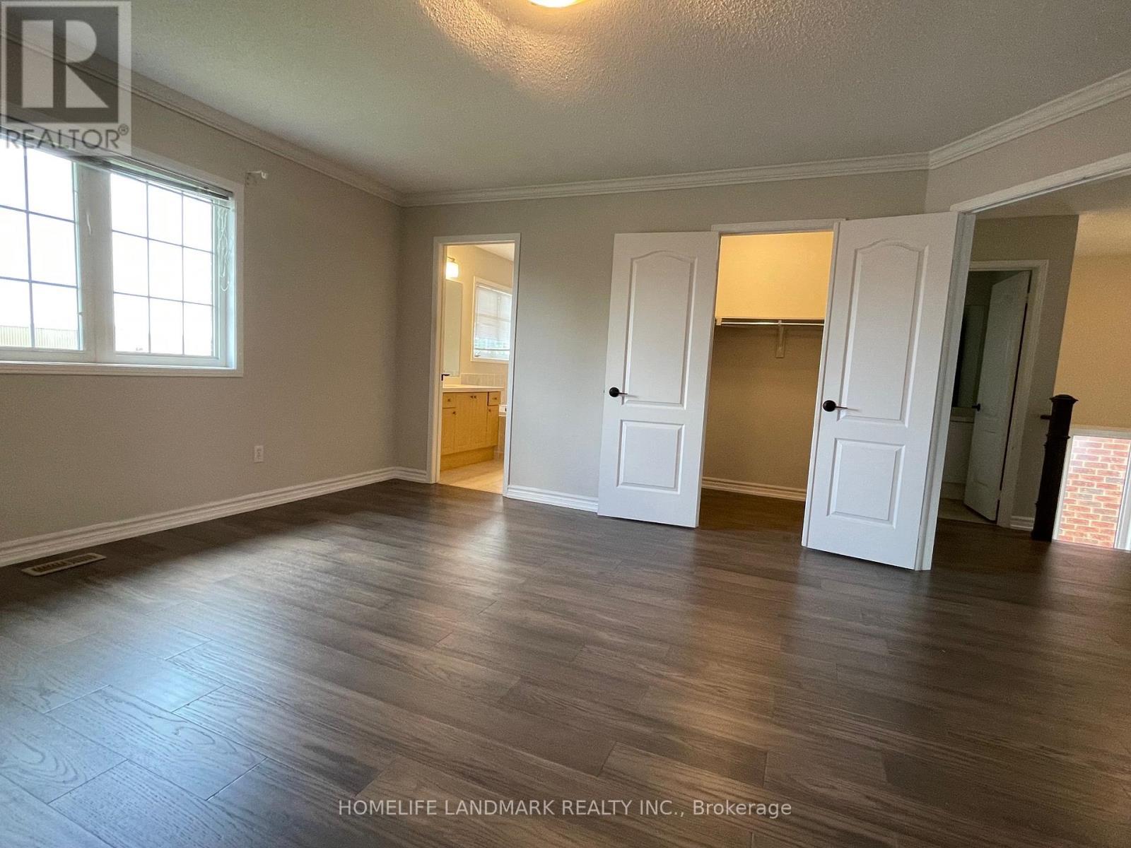 39 Hartmoor Street, Markham, Ontario  L6E 2C8 - Photo 12 - N12211664