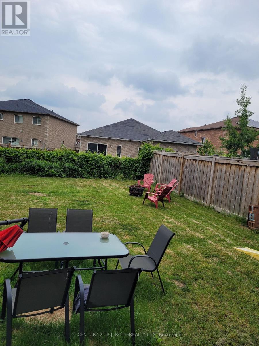 2233 Lozenby Street, Innisfil, Ontario  L9S 0M8 - Photo 8 - N12211728