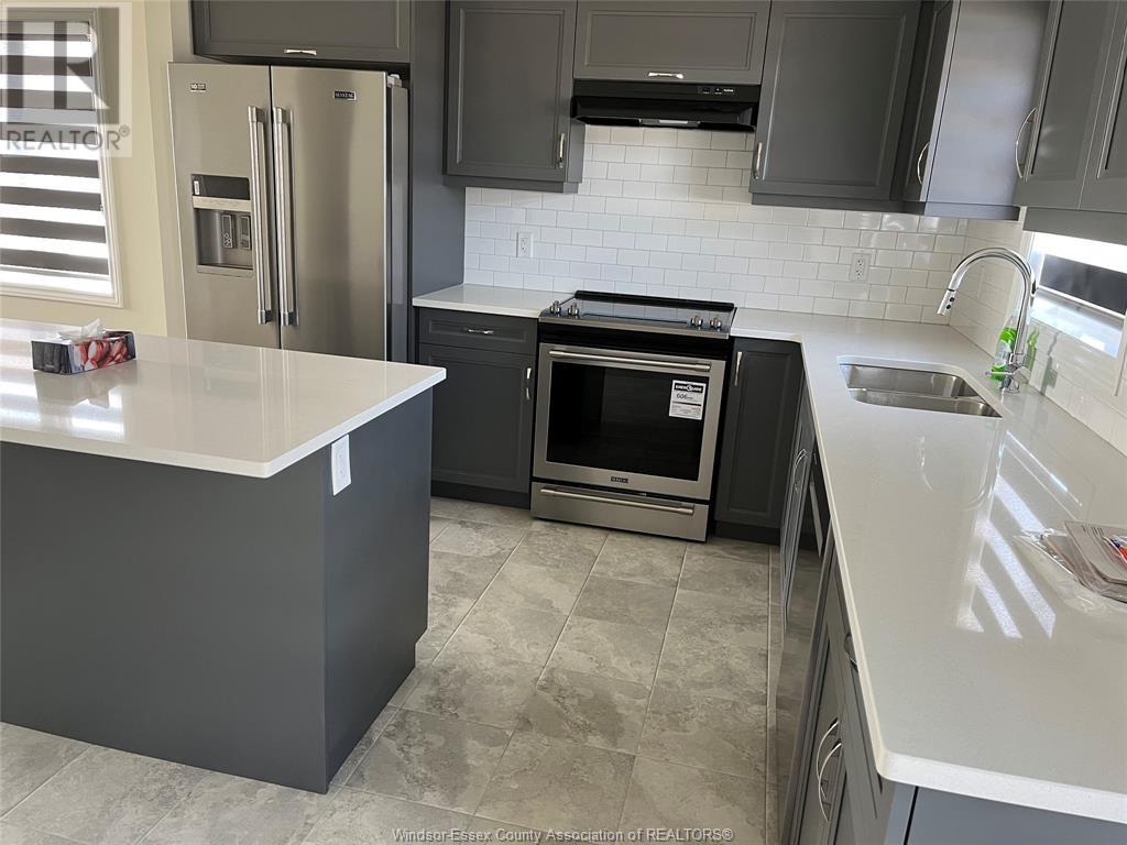 390 Hemlock Lane Unit# Upper, Lakeshore, Ontario  N8L 1A8 - Photo 5 - 25014694
