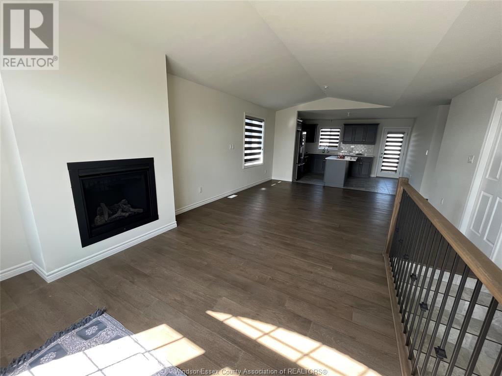 390 Hemlock Lane Unit# Upper, Lakeshore, Ontario  N8L 1A8 - Photo 7 - 25014694