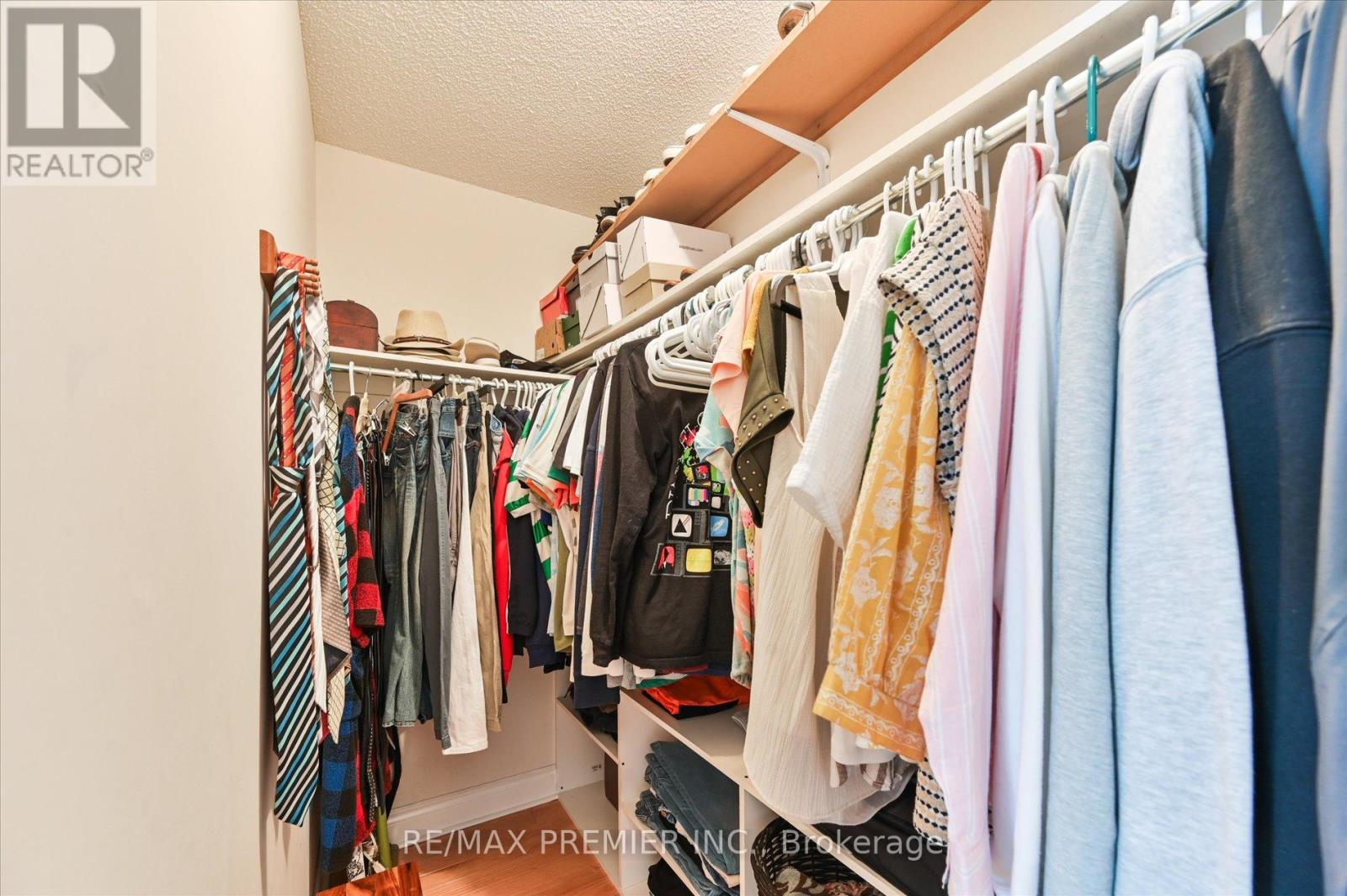 24 Culture Crescent, Brampton, Ontario  L6X 4V4 - Photo 20 - W12211725