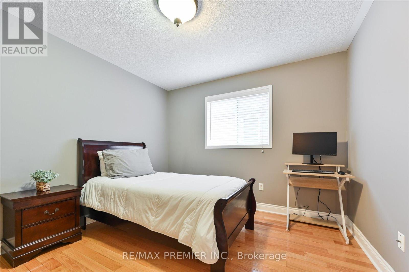 24 Culture Crescent, Brampton, Ontario  L6X 4V4 - Photo 23 - W12211725