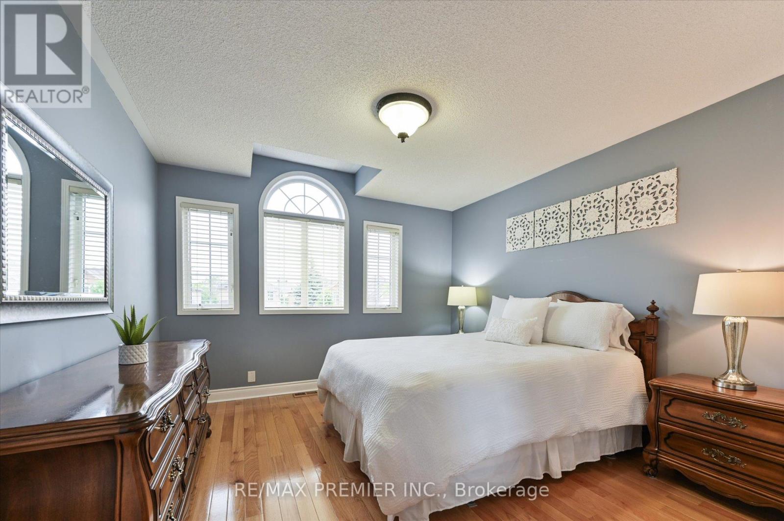 24 Culture Crescent, Brampton, Ontario  L6X 4V4 - Photo 25 - W12211725