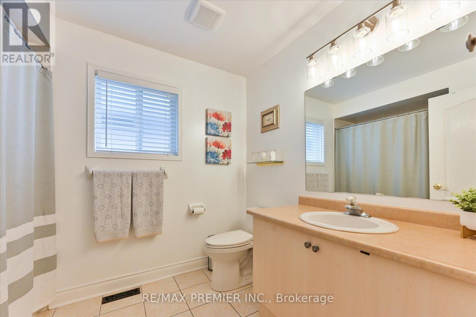 24 Culture Crescent, Brampton, Ontario  L6X 4V4 - Photo 26 - W12211725