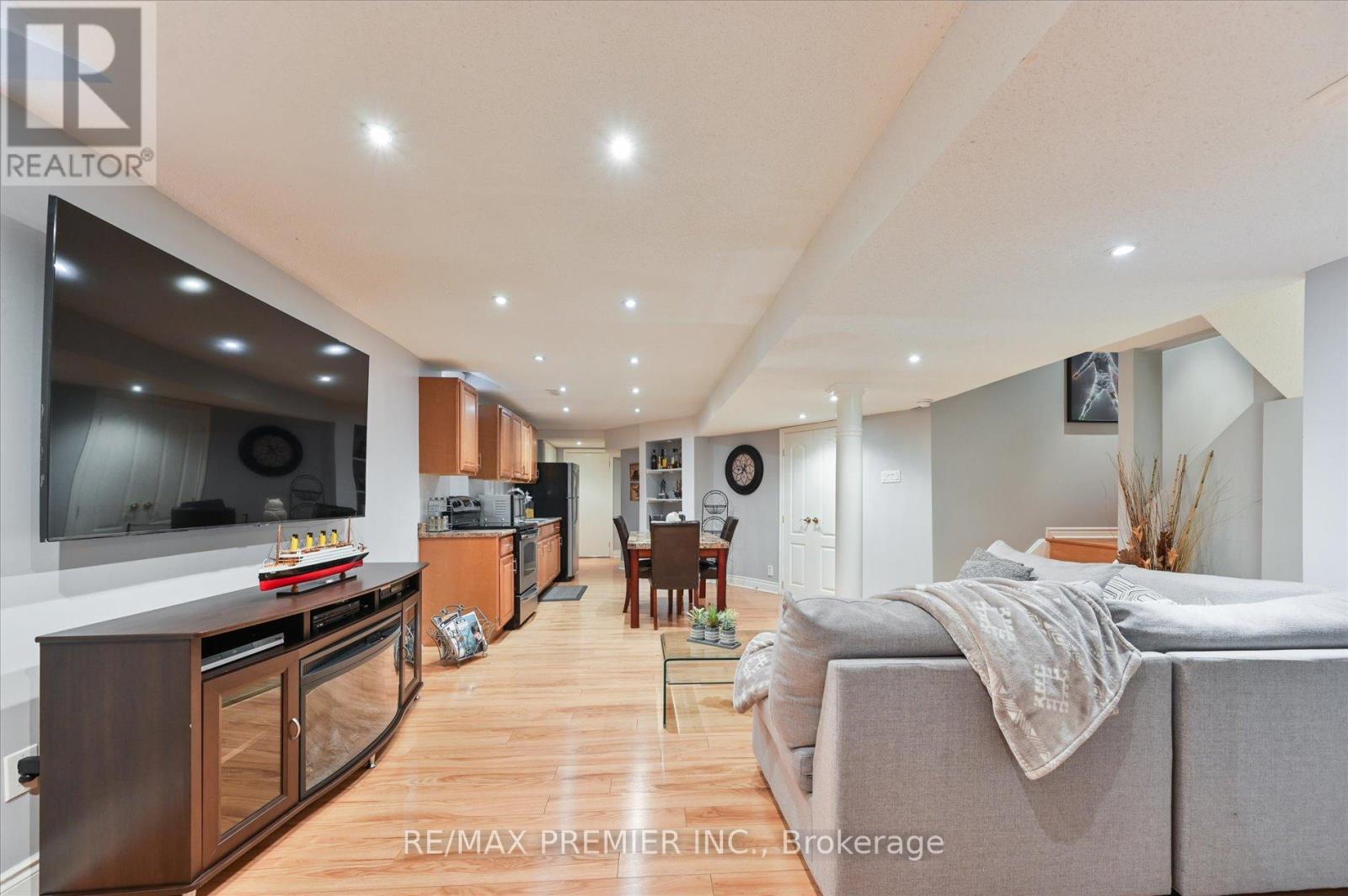 24 Culture Crescent, Brampton, Ontario  L6X 4V4 - Photo 27 - W12211725