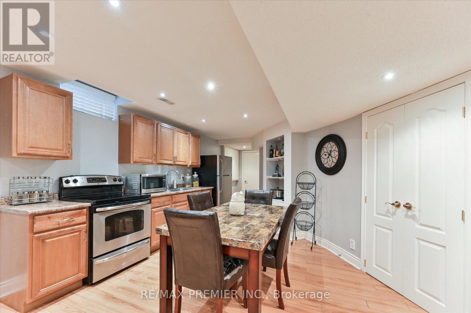 24 Culture Crescent, Brampton, Ontario  L6X 4V4 - Photo 28 - W12211725
