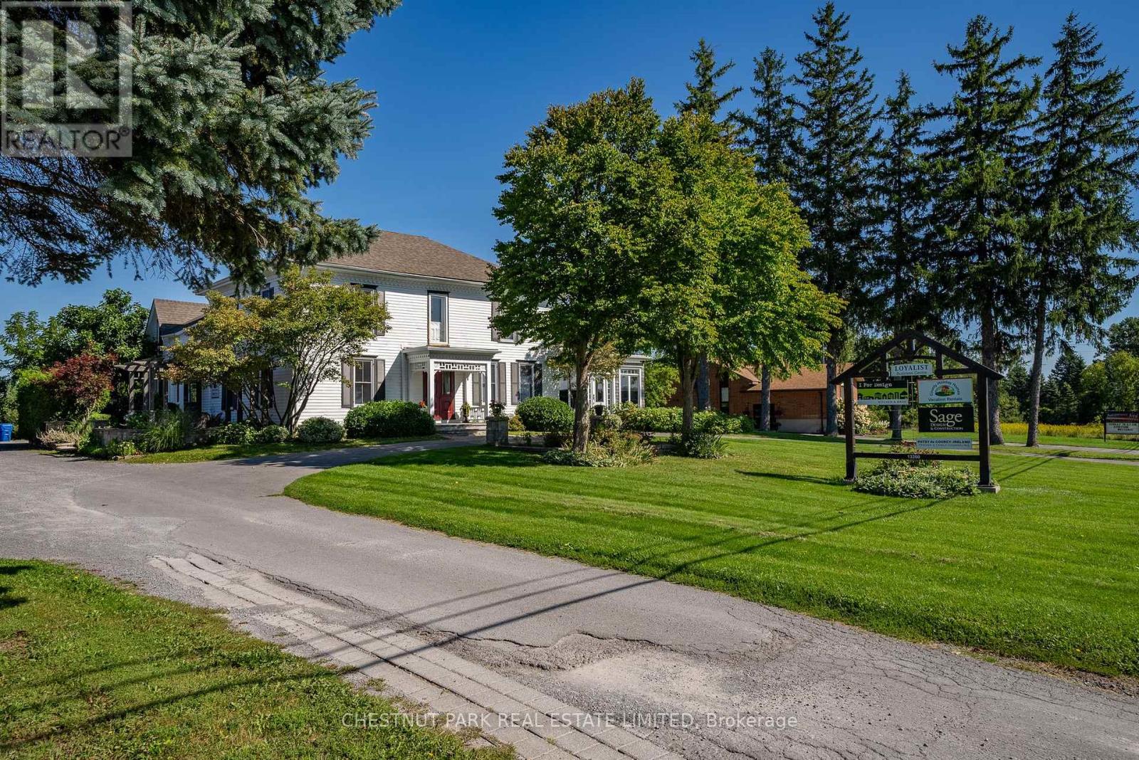 202 - 13360 Loyalist Parkway, Prince Edward County, Ontario  K0K 2T0 - Photo 1 - X12211767