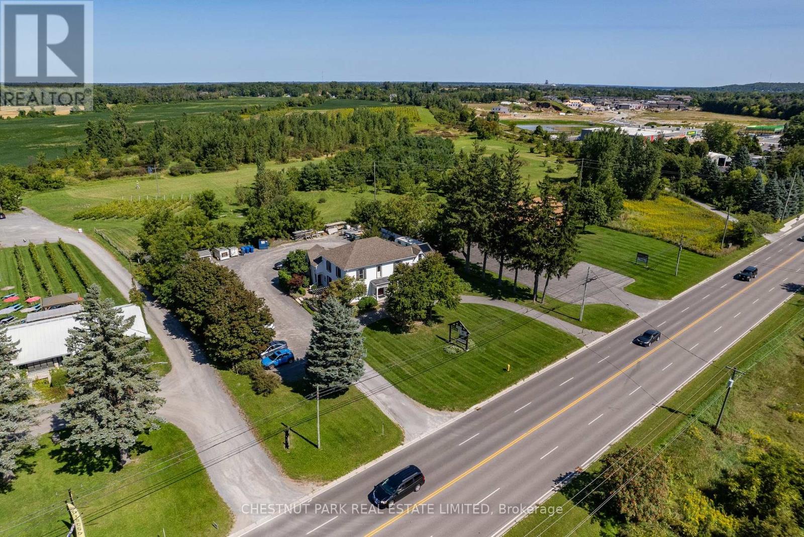 202 - 13360 Loyalist Parkway, Prince Edward County, Ontario  K0K 2T0 - Photo 11 - X12211767
