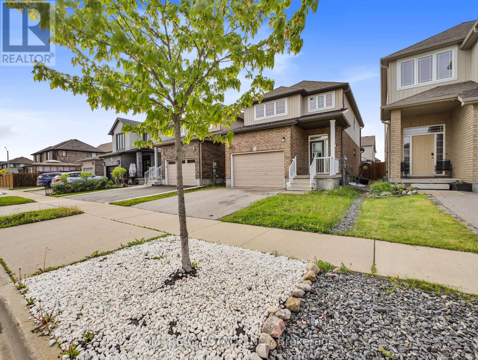 Property at 36 SPARROW AVENUE image 2