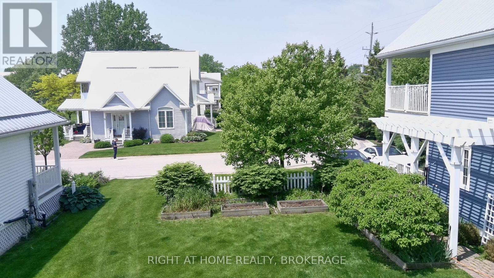 54 Nantuckett Road, Fort Erie (Crystal Beach), Ontario  L0S 1B0 - Photo 11 - X12211710