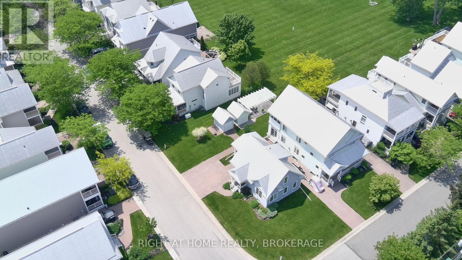 54 Nantuckett Road, Fort Erie (Crystal Beach), Ontario  L0S 1B0 - Photo 5 - X12211710