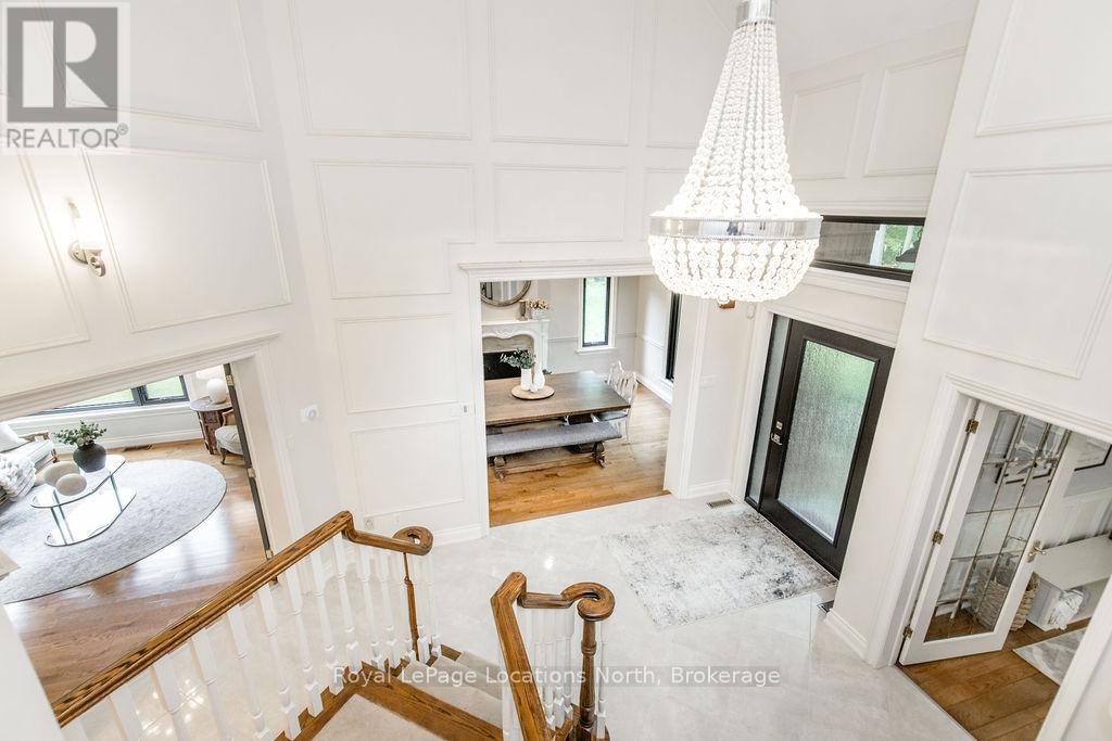 18 Mills Circle, Springwater, Ontario  L0L 1X0 - Photo 9 - S12211315