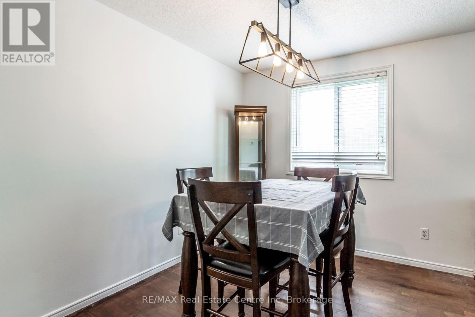49 Watt Street, Guelph, Ontario  N1E 6W7 - Photo 6 - X12211763