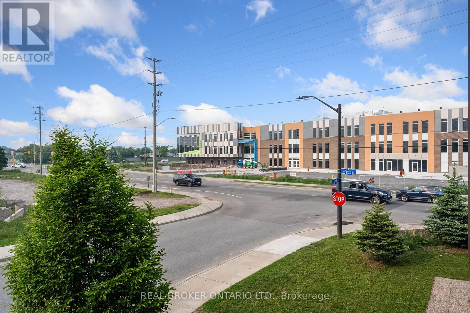 208 Poplin Street, Ottawa, Ontario  K4M 0E2 - Photo 26 - X12211737