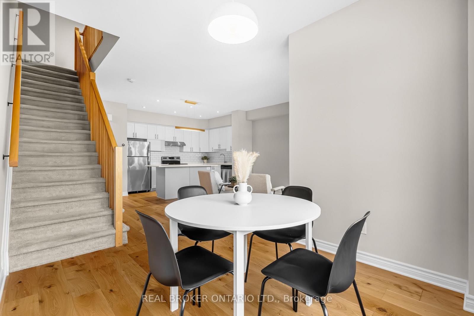 208 Poplin Street, Ottawa, Ontario  K4M 0E2 - Photo 31 - X12211737