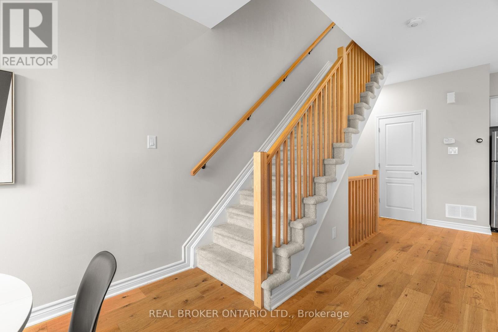 208 Poplin Street, Ottawa, Ontario  K4M 0E2 - Photo 32 - X12211737
