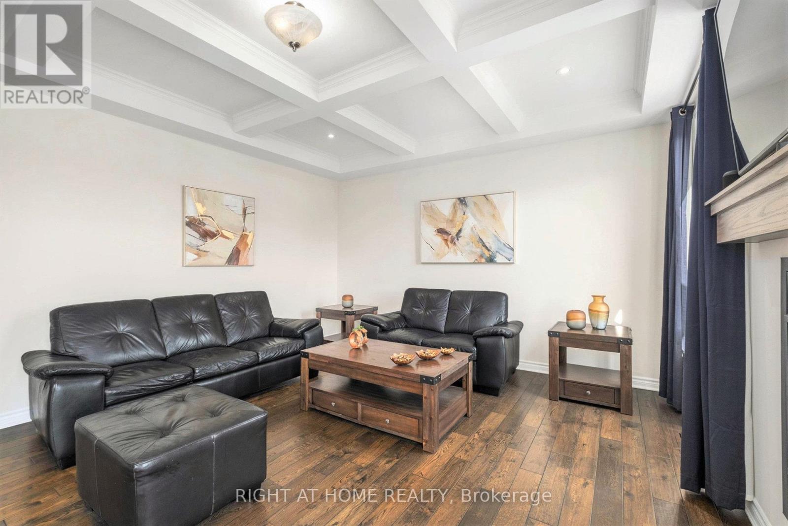186 Lamprey Street, Ottawa, Ontario  K2J 6C3 - Photo 7 - X12211750