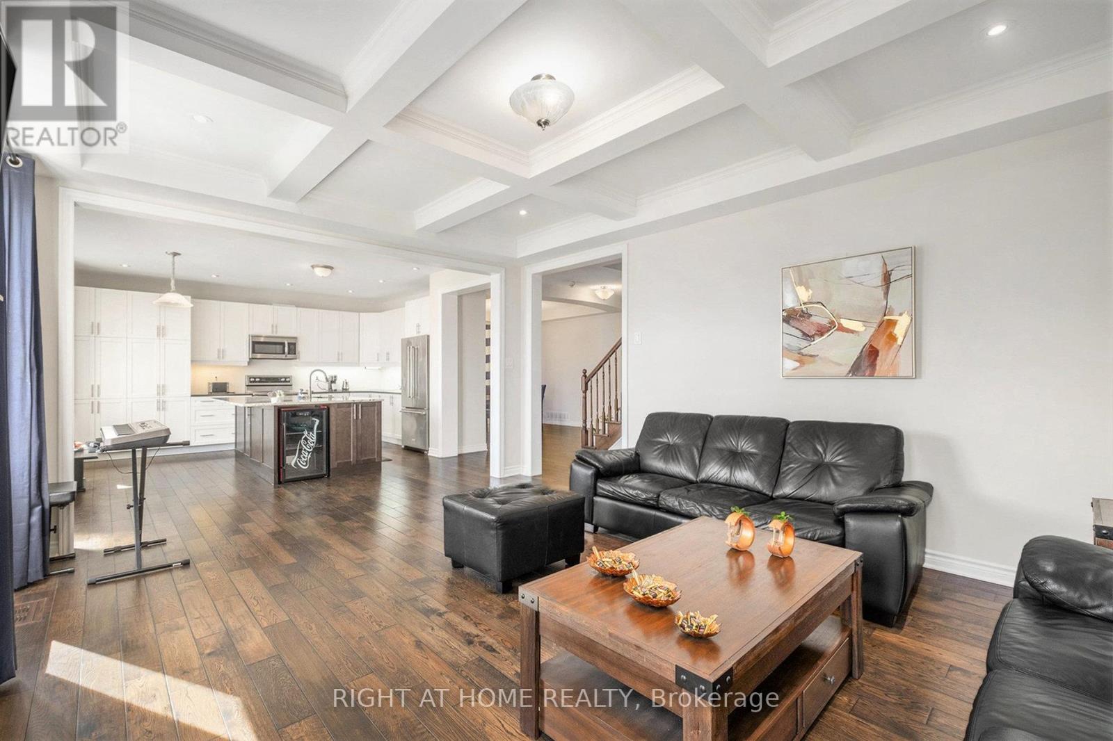 186 Lamprey Street, Ottawa, Ontario  K2J 6C3 - Photo 8 - X12211750