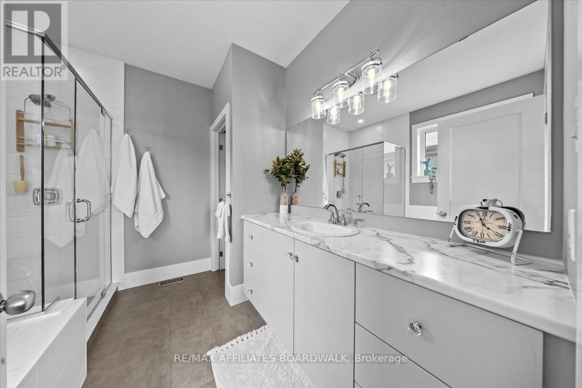 506 Breccia Heights, Ottawa, Ontario  K2T 0L6 - Photo 21 - X12211764