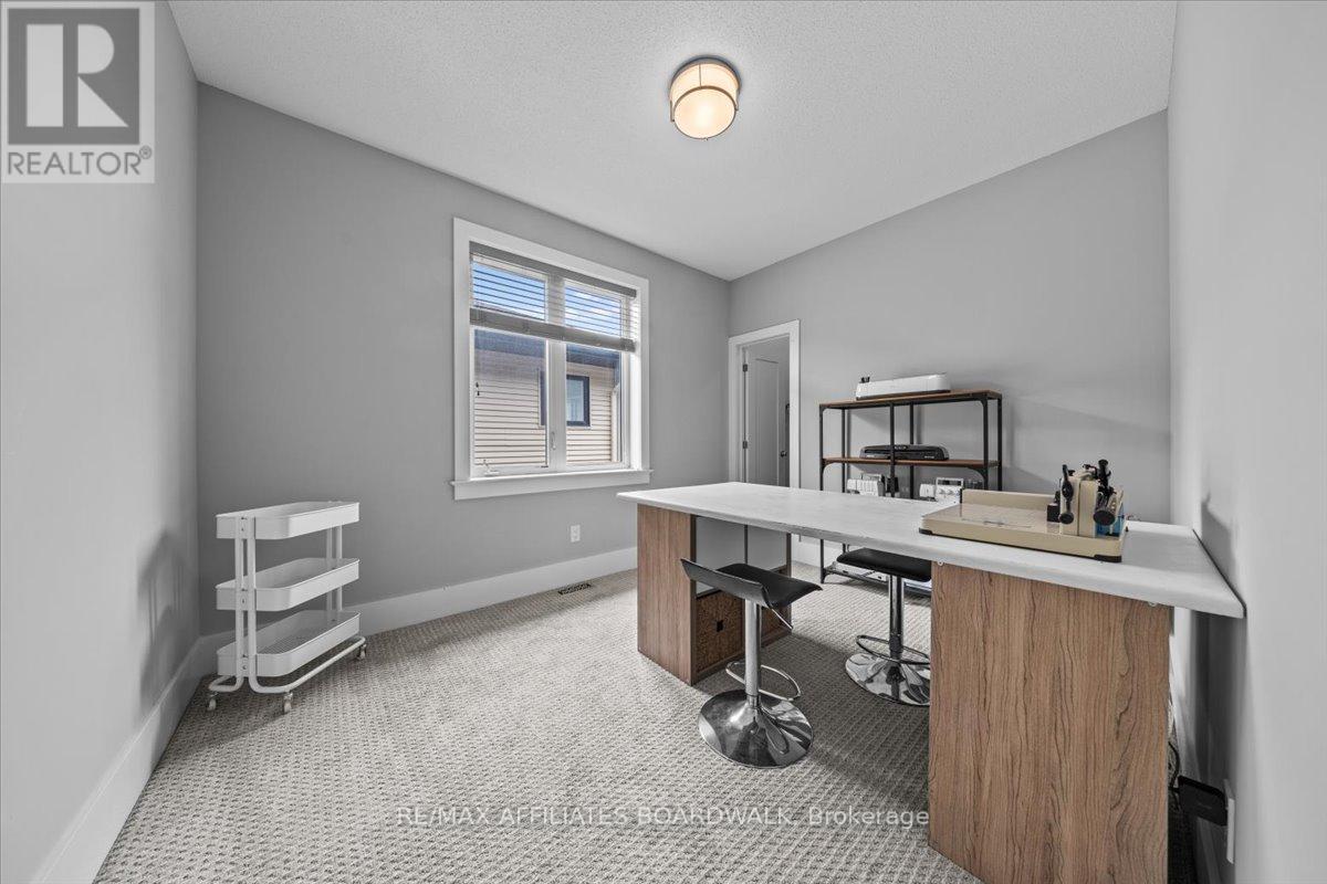 506 Breccia Heights, Ottawa, Ontario  K2T 0L6 - Photo 27 - X12211764
