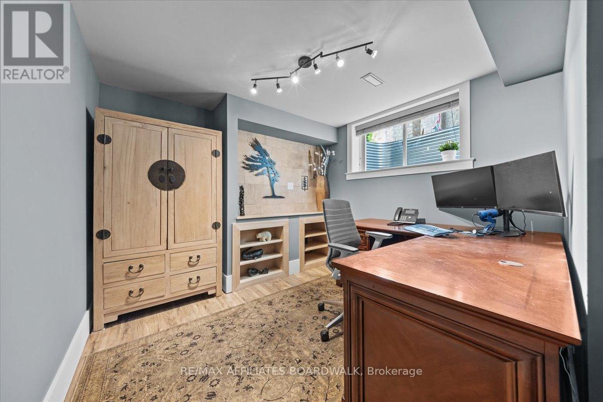 506 Breccia Heights, Ottawa, Ontario  K2T 0L6 - Photo 37 - X12211764