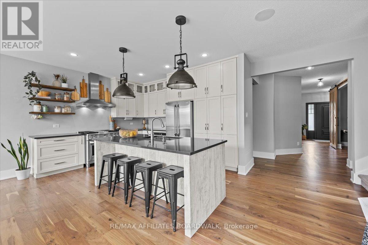 506 Breccia Heights, Ottawa, Ontario  K2T 0L6 - Photo 9 - X12211764