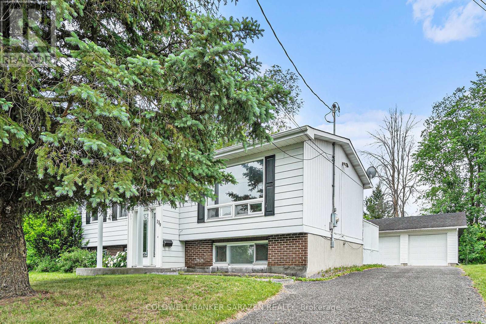 139 Arthur Street, Arnprior, Ontario  K7S 1A5 - Photo 3 - X12211768
