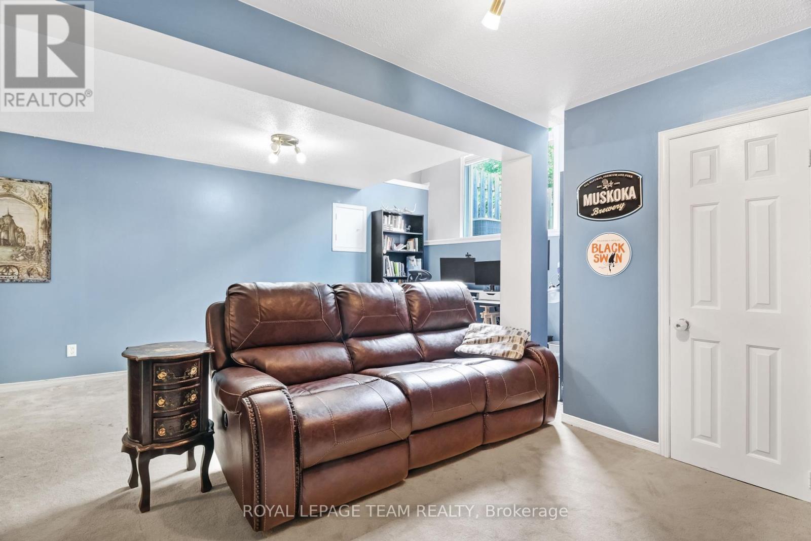 114 Pickwick Drive, Ottawa, Ontario  K2J 3E3 - Photo 25 - X12211770