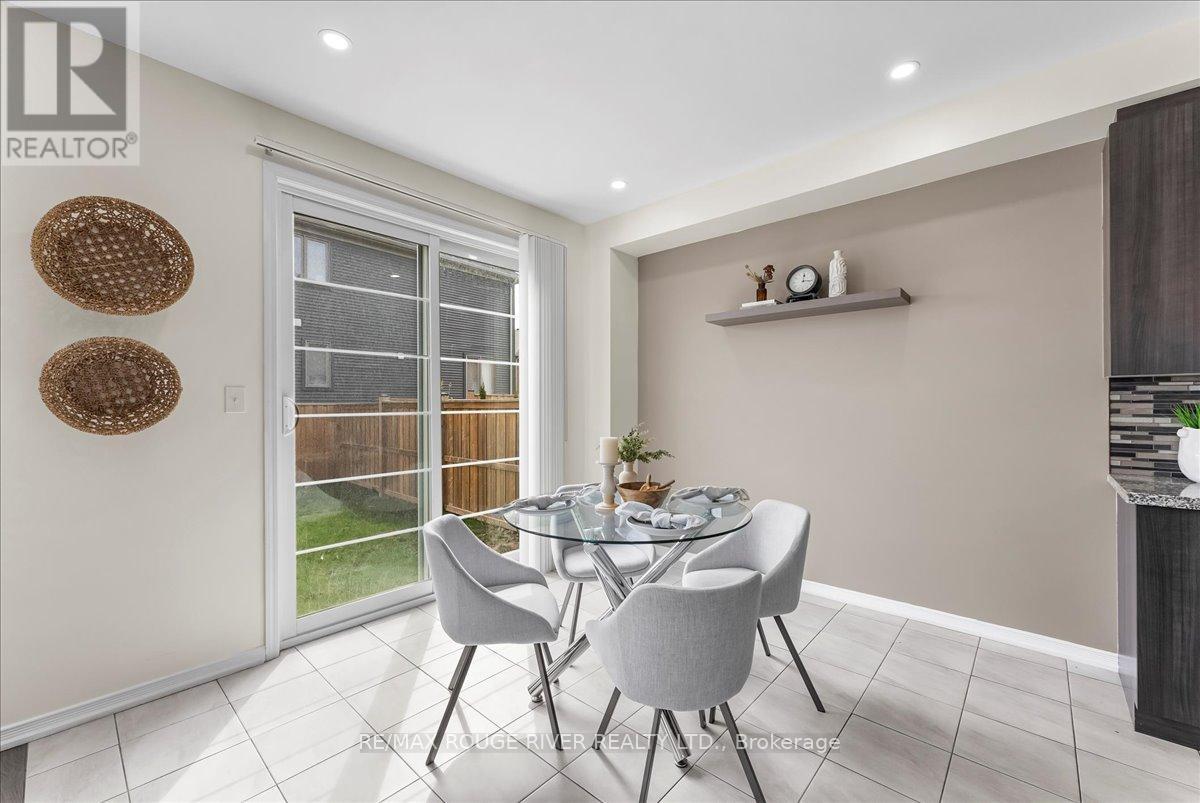 2560 Bandsman Crescent, Oshawa, Ontario  L1L 0M2 - Photo 12 - E12211752