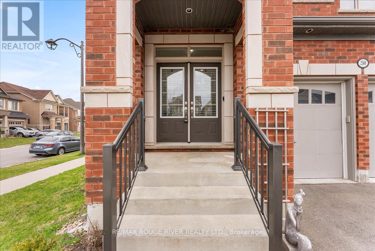 2560 Bandsman Crescent, Oshawa, Ontario  L1L 0M2 - Photo 5 - E12211752