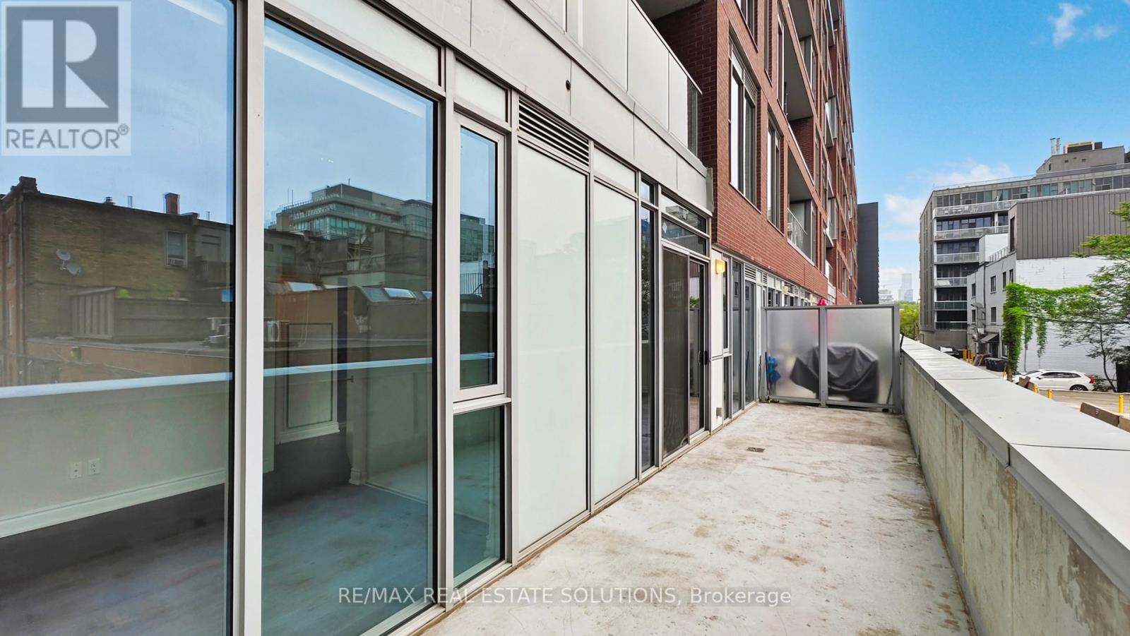 210 - 30 Baseball Place, Toronto, Ontario  M4M 0E8 - Photo 18 - E12210664