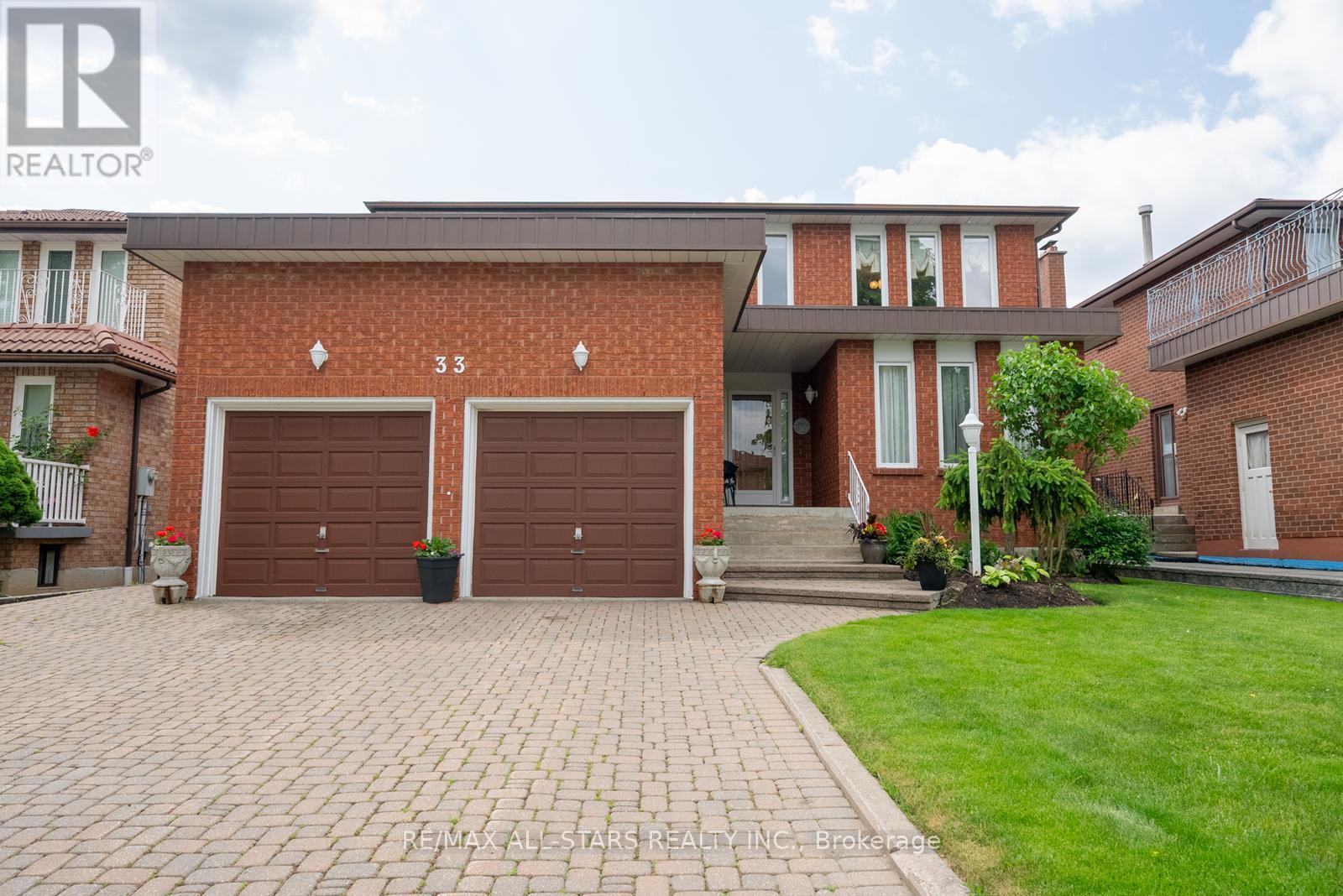 Property at 33 DUNDEE CRESCENT image 1