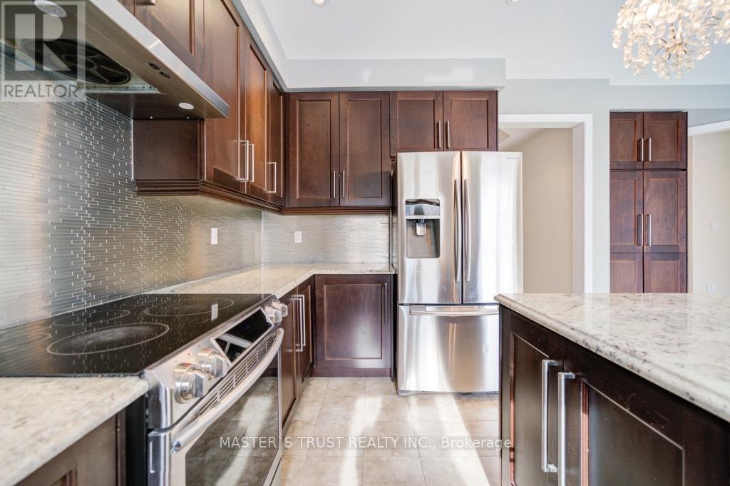 1189 Atkins Drive, Newmarket, Ontario  L3X 0E1 - Photo 18 - N12211746