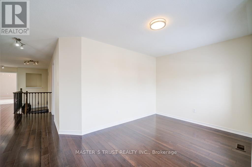 1189 Atkins Drive, Newmarket, Ontario  L3X 0E1 - Photo 23 - N12211746