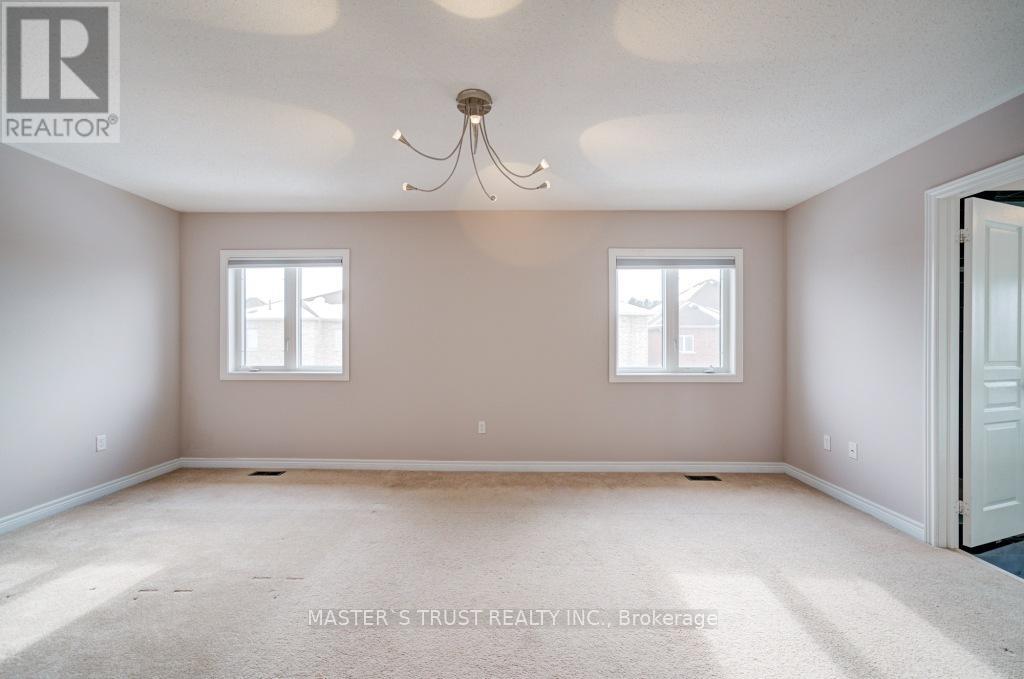 1189 Atkins Drive, Newmarket, Ontario  L3X 0E1 - Photo 25 - N12211746