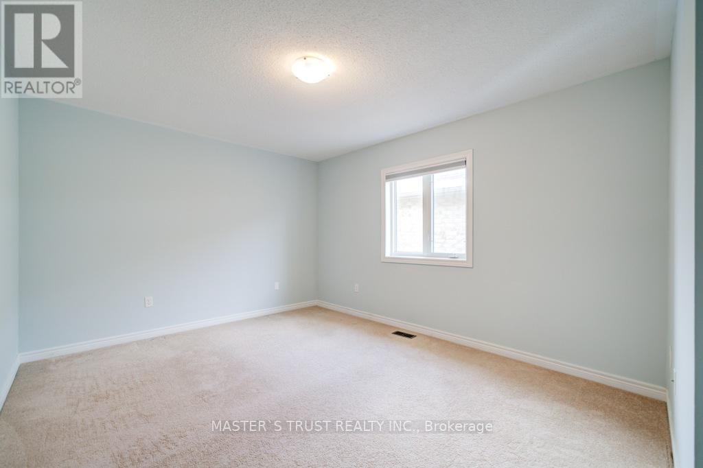1189 Atkins Drive, Newmarket, Ontario  L3X 0E1 - Photo 35 - N12211746