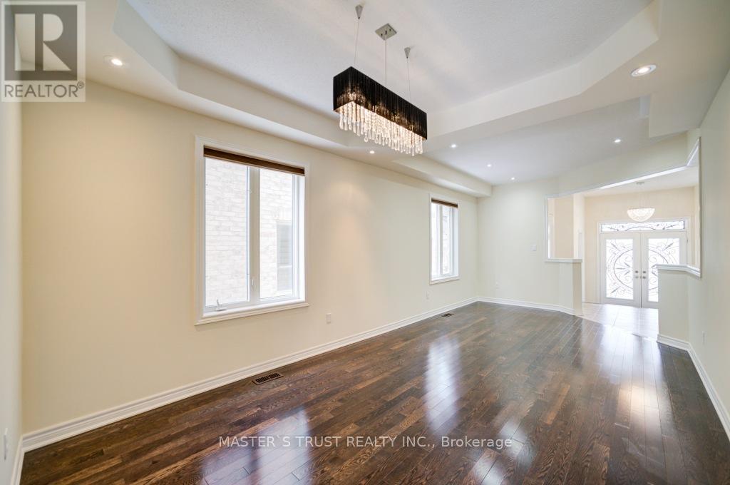 1189 Atkins Drive, Newmarket, Ontario  L3X 0E1 - Photo 6 - N12211746